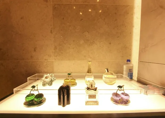 Hotel H Moment *